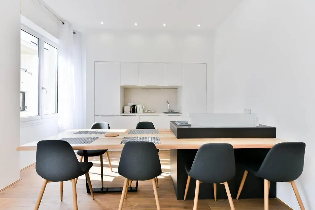 Apartment 3 Daumas - Superbe Appartement 2 Chambres Hyper Centre Cannes France